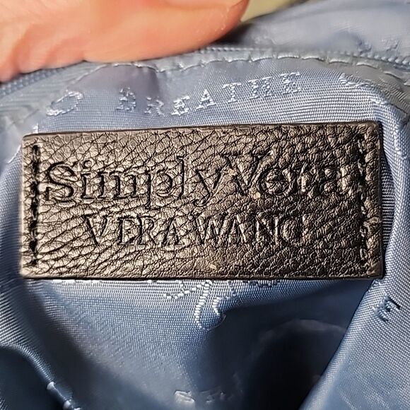 Tote Bag by Vera Wang Woven Black Side and Back Pocket Magnetic closure - Picture 6 of 9